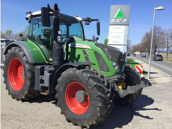 Farm tractor FENDT 724 Vario