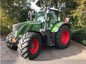 Farm tractor FENDT 724 Vario