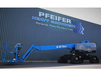 Telescopic boom GENIE S45