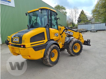 Wheel loader JCB TM 220: picture 2