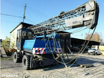 Mobile crane SENNEBOGEN