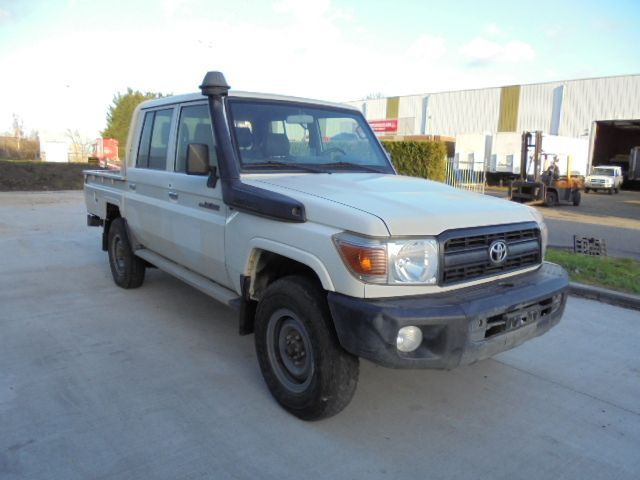 Car Toyota Land Cruiser HZJ79L DKMRS 4X4 DOUBLE CAB PICKUP: picture 3