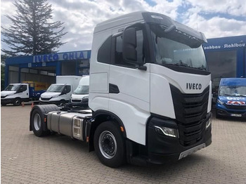 Tractor unit IVECO S-WAY