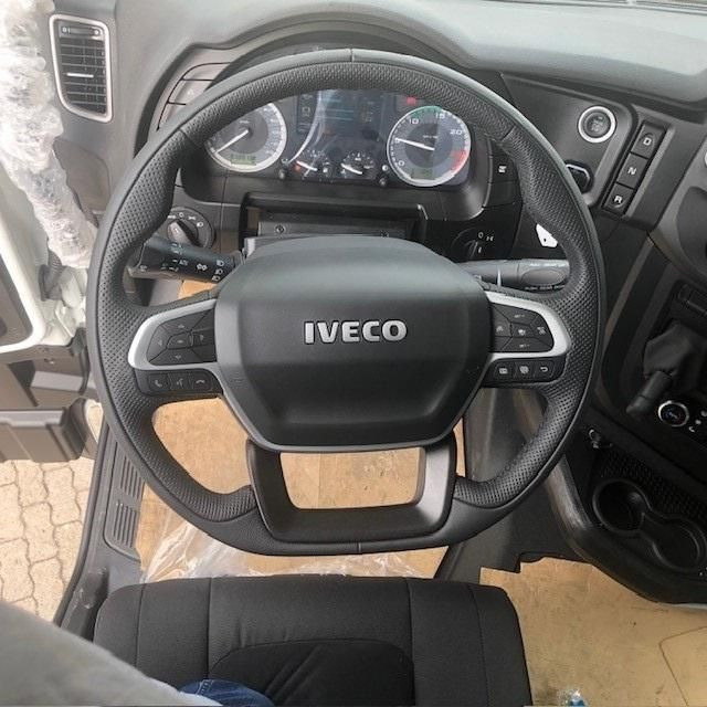 New Tractor unit Iveco AS440X49T/P ON S-Way 357 kW (485 PS), Automatik: picture 10