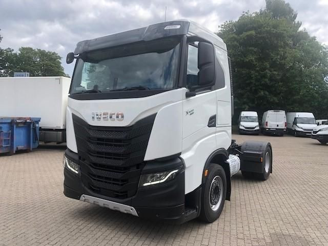 New Tractor unit Iveco AS440X49T/P ON S-Way 357 kW (485 PS), Automatik: picture 3