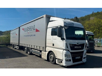 Curtainsider truck MAN TGX